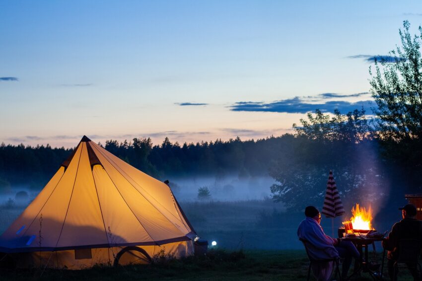 Europas bedste glampingsteder: En guide til naturens luksus